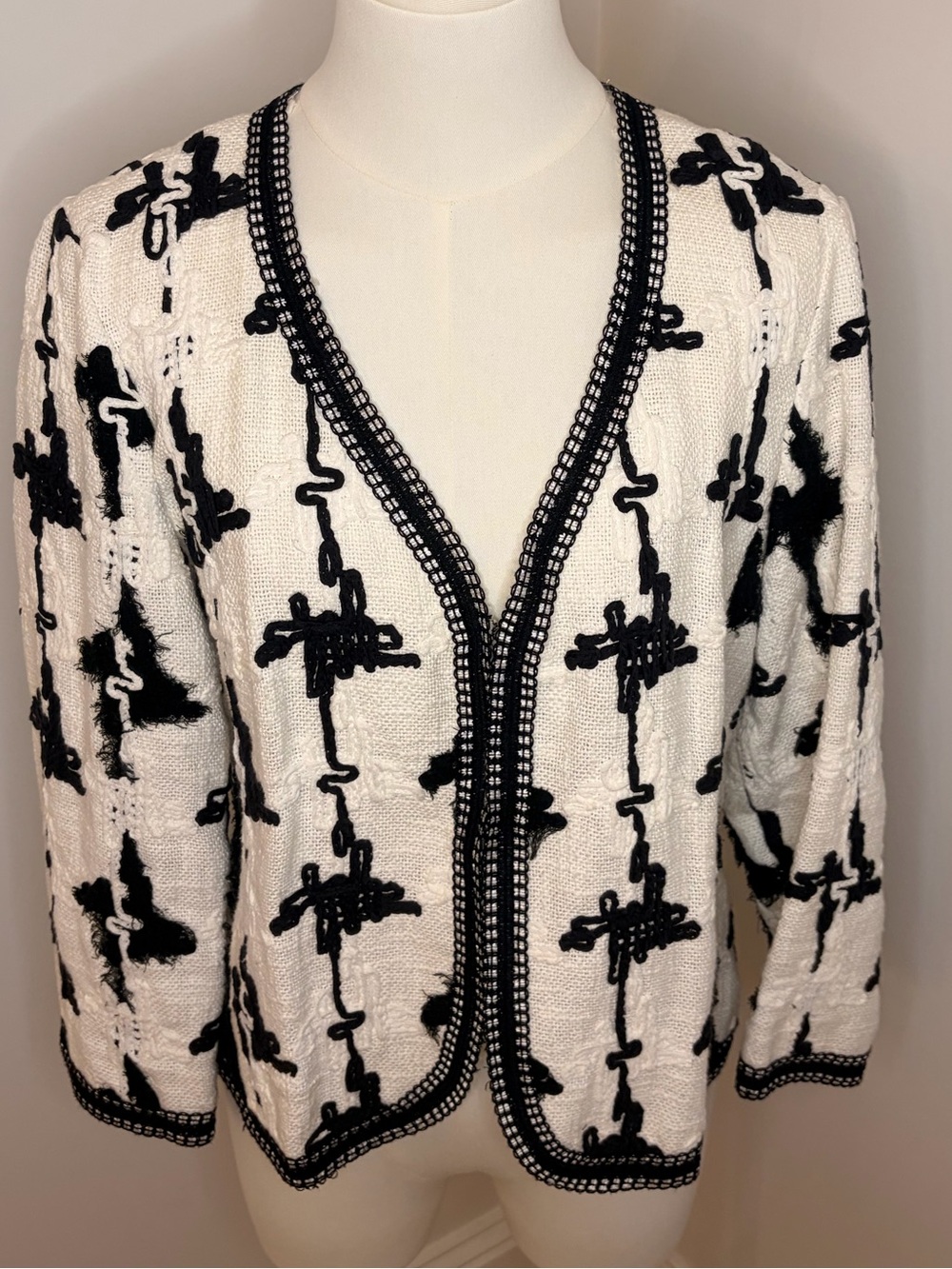 The Wrights Knitted Black & White Cardigan Jacket Size 12